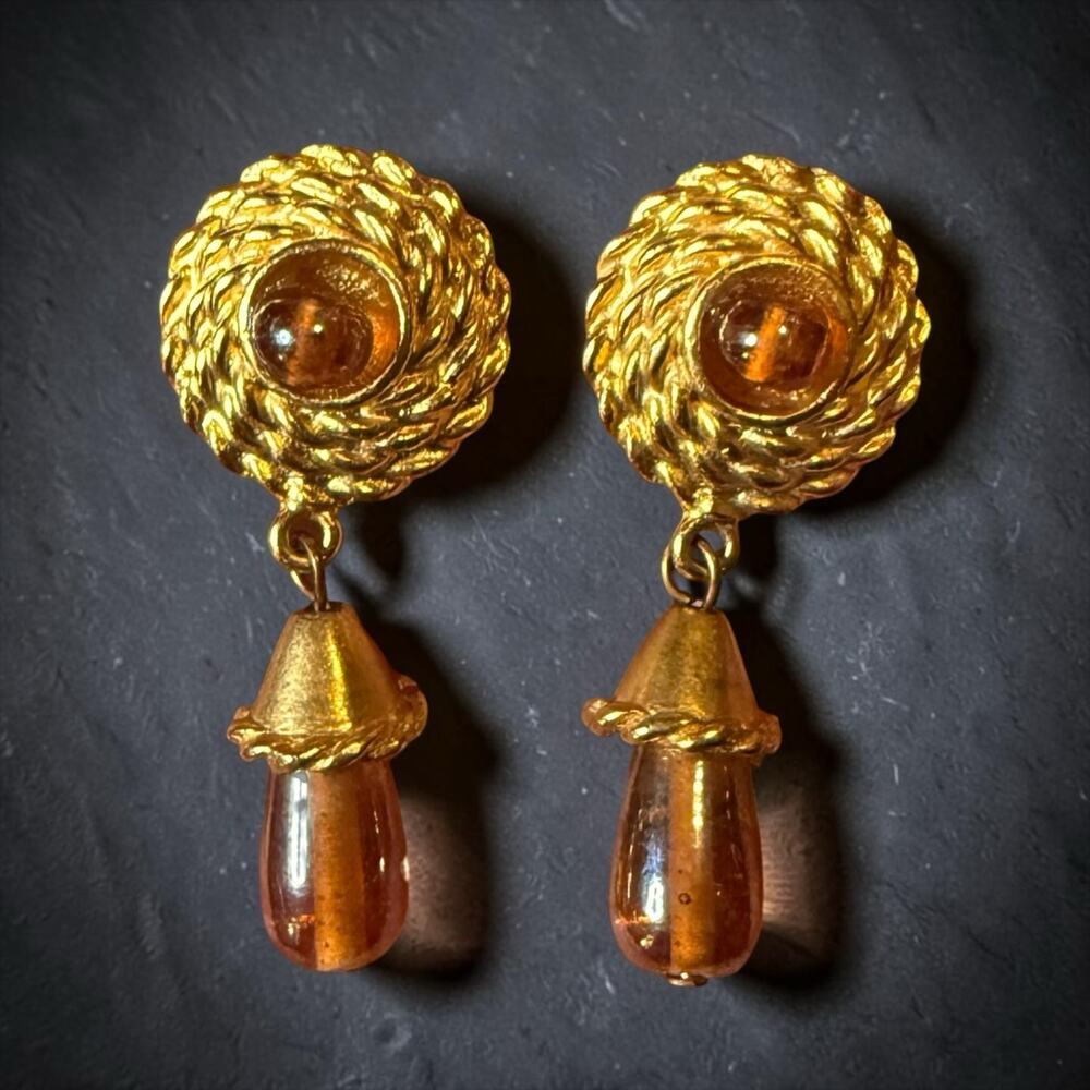 VTG Jose Barrera Etruscan-Style Dangle Clip-On Earrings Gold Tone Amber Glass